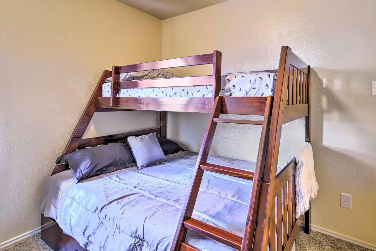 Abode With Yard Less Than 4 Mi To Lackland Hébergement de vacances
